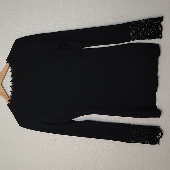 White Birch - Long Sleeve Solid Rib Knit Lace Trim Button Up Henley Top - Picture 7 of 8